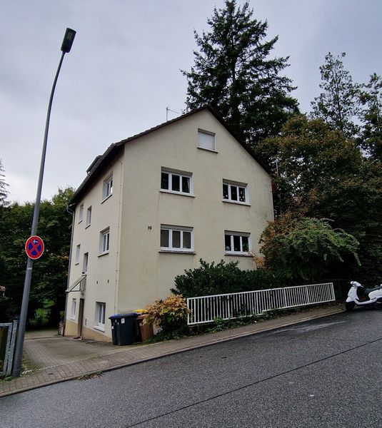 Solides Vierfamilienhaus als Kapitalanlage